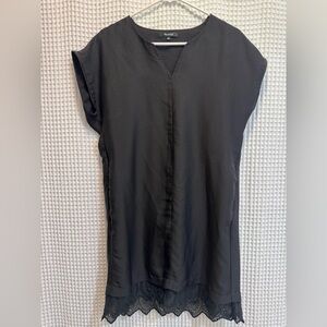 Madewell Black V-Neck Tunic with Lace Hem